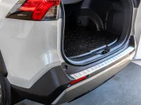 Ladekantenschutz Edelstahl gebürstet matt passend für Toyota RAV4 ab 2019