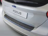 RGM® Ladekantenschutz ABS schwarz passend für Ford Focus ab 8/2014-3/2018 gerippt